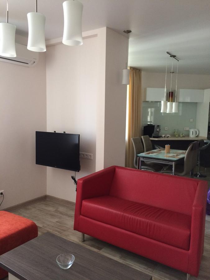 קייב Apartments "Pleasure" מראה חיצוני תמונה