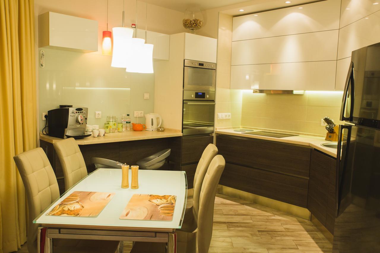 קייב Apartments "Pleasure" מראה חיצוני תמונה
